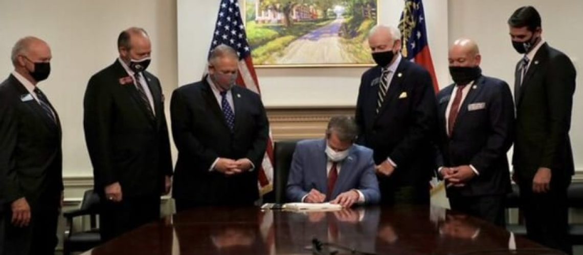 Kemp (Photo from Kemp's Twitter feed) Via Brian Kemp's Twitter account